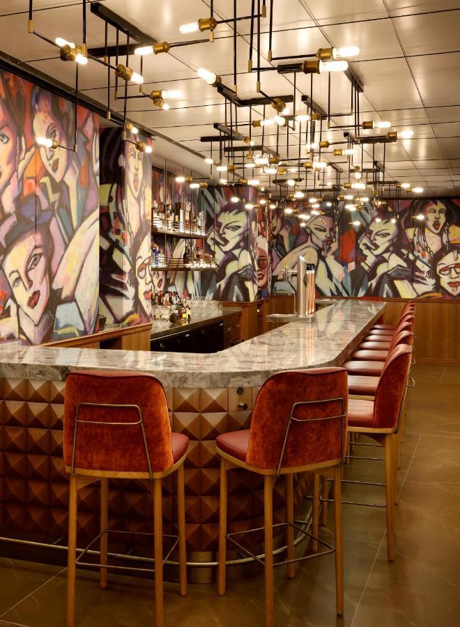 Hard Rock Hotel Мадрид Экстерьер фото